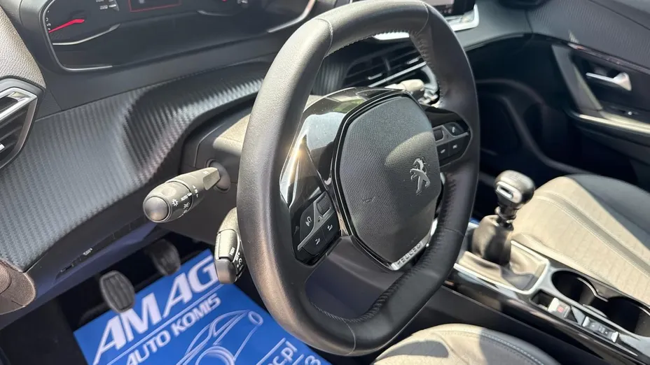 PEUGEOT 2008 -