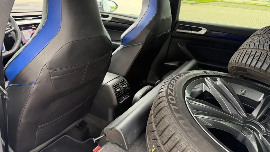 VOLKSWAGEN Arteon Arteon 2.0 TSI 4Motion R DSG