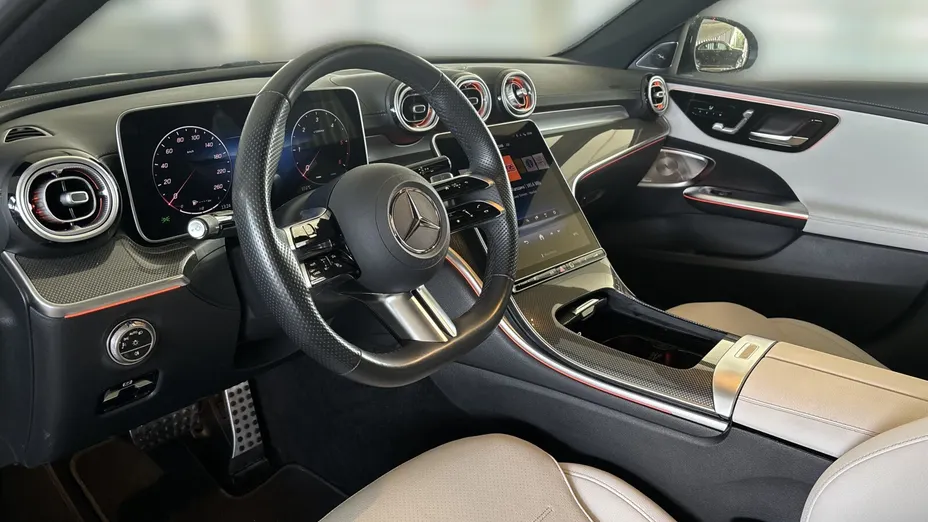 MERCEDES-BENZ C Klasa C 220 d mHEV 4-Matic AMG