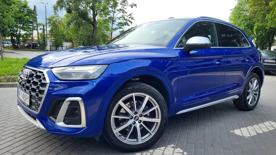 AUDI SQ5 -