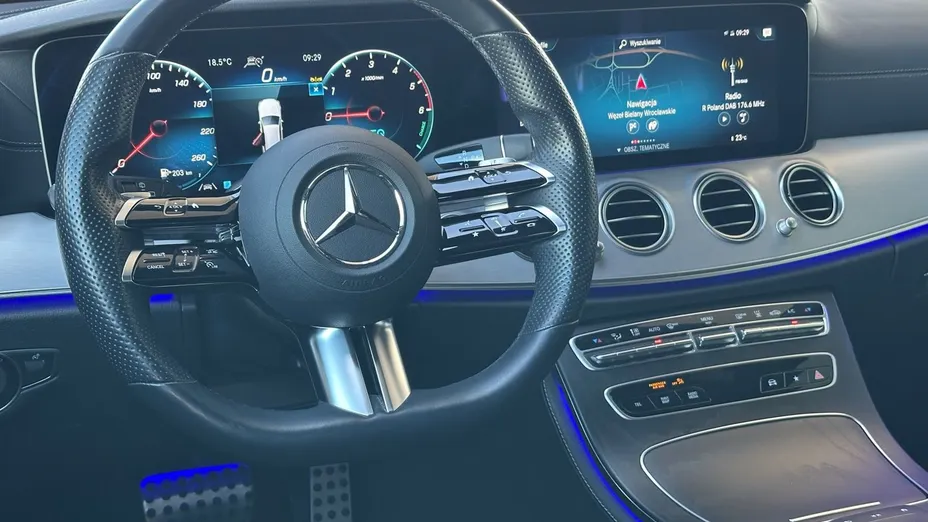 MERCEDES-BENZ E Klasa -