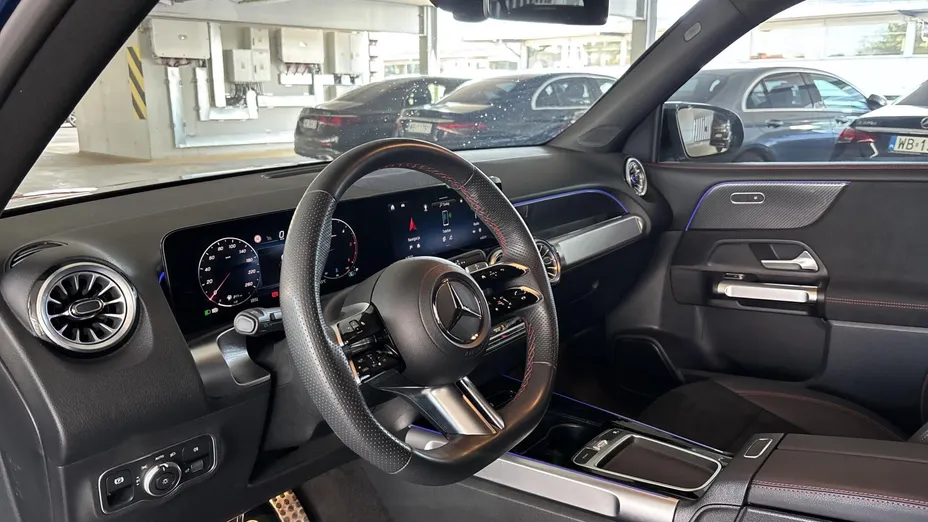 MERCEDES-BENZ GLB GLB 200 d 4-Matic AMG Line 8G-DCT