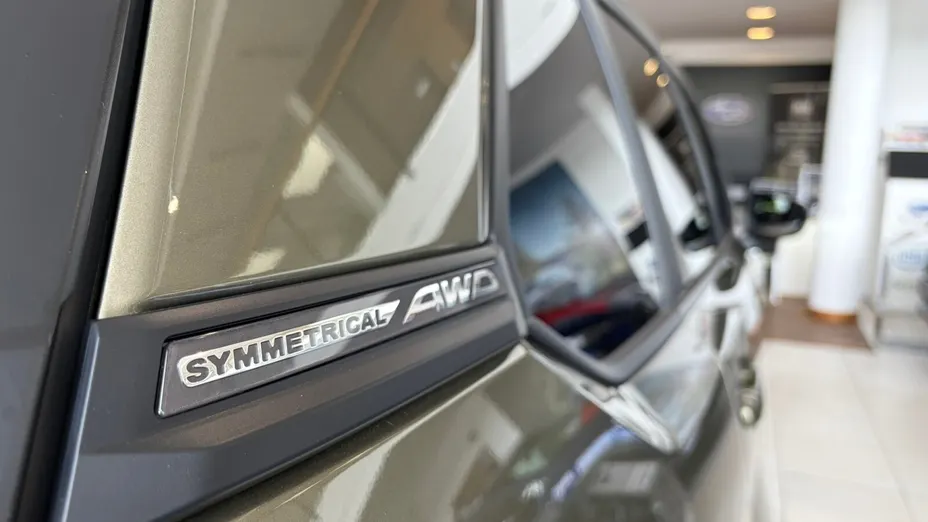 SUBARU Forester Forester 2.0i-L Platinum (EyeSight) Lineartronic