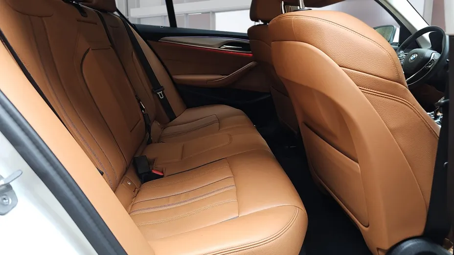 BMW Seria 5 520d mHEV aut