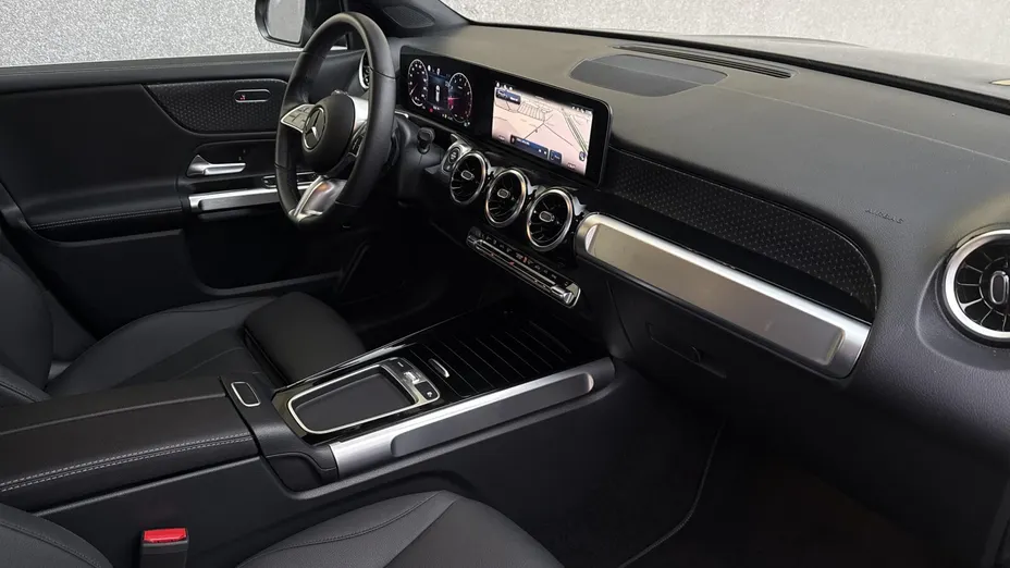 MERCEDES-BENZ GLB GLB 200 mHEV Progressive 7G-DCT