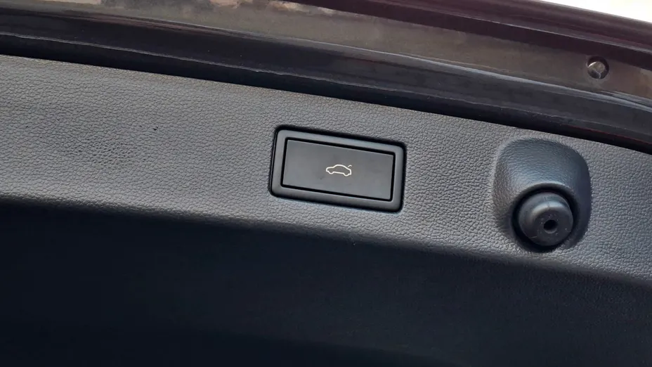 VOLKSWAGEN Arteon Arteon 2.0 TSI 4Motion R DSG