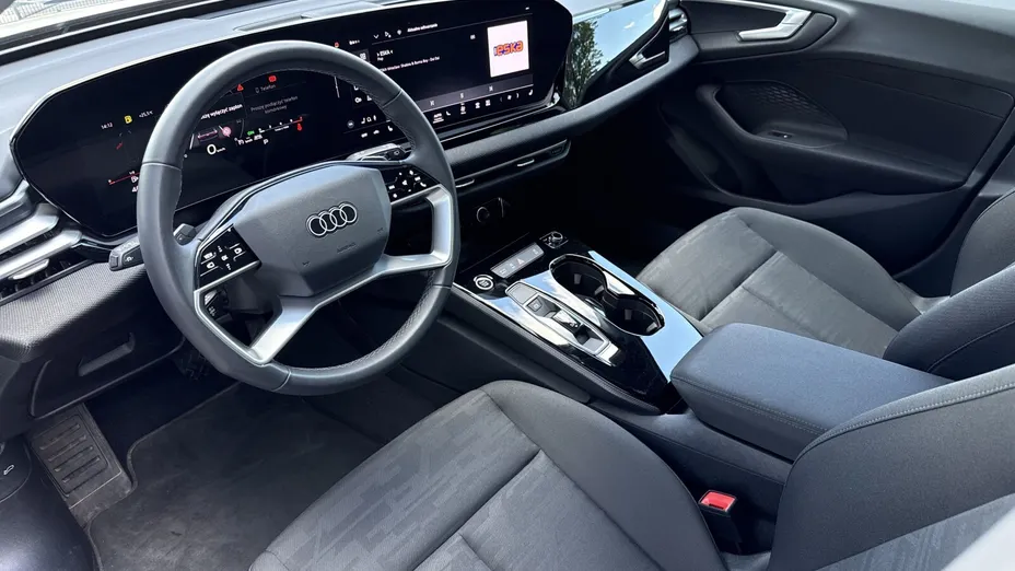 AUDI A5 A5 TFSI 110 kW S tronic