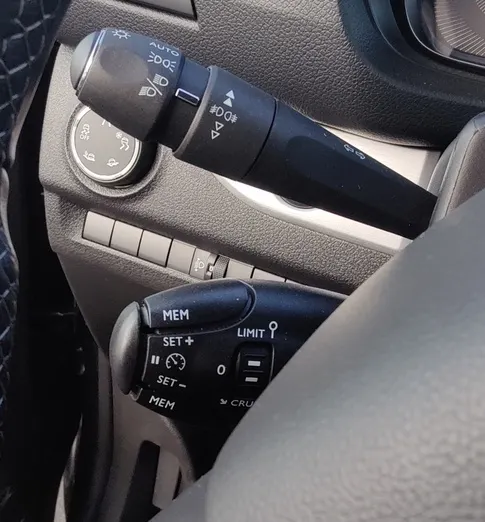 CITROEN SpaceTourer e-SpaceTourer XL Shine (75 kWh)