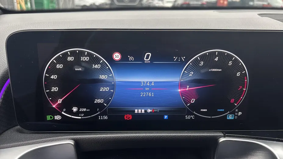MERCEDES-BENZ GLB GLB 200 mHEV AMG Line 7G-DCT