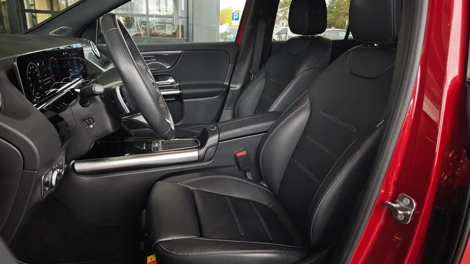 MERCEDES-BENZ GLA GLA 200 mHEV AMG Line 7G-DCT