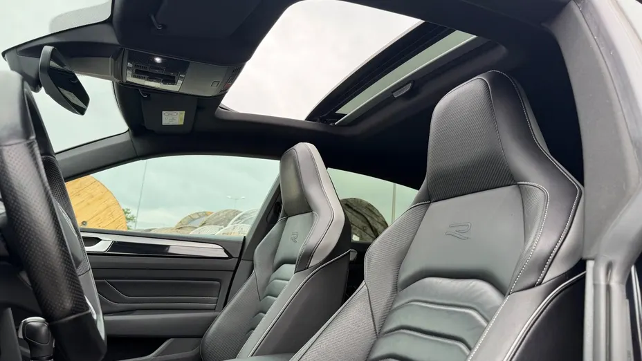 VOLKSWAGEN Arteon -