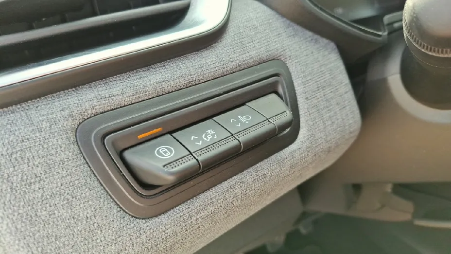 RENAULT Clio -