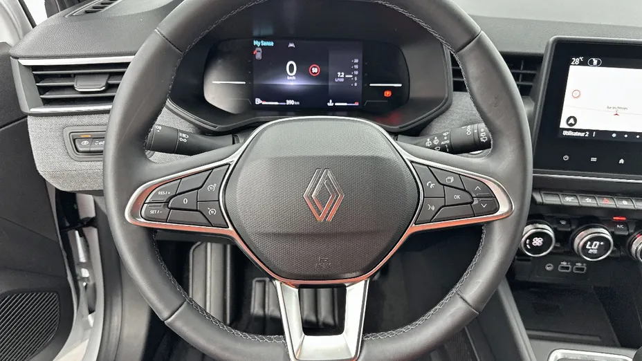 RENAULT Clio -