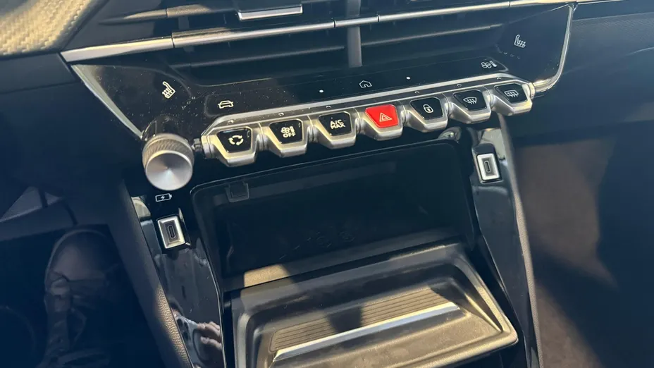 PEUGEOT 208 208 1.2 PureTech Allure S&S Nowy