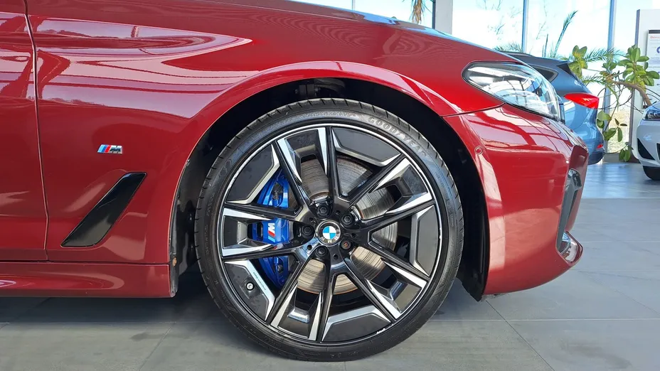 BMW Seria 5 530d xDrive mHEV M Sport sport-aut