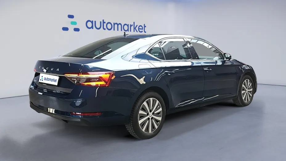 SKODA Superb Superb 2.0 TDI SCR Style DSG