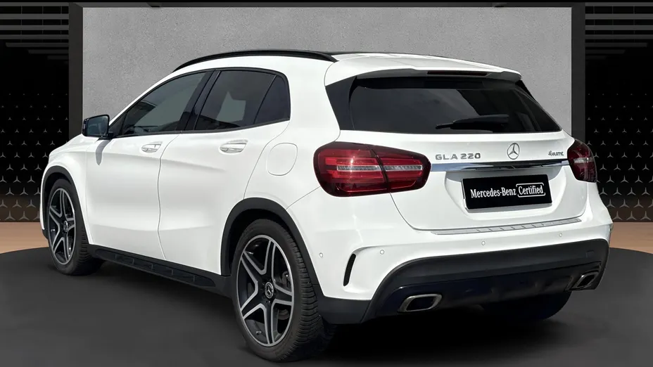 MERCEDES-BENZ GLA GLA 220 4-Matic AMG Line