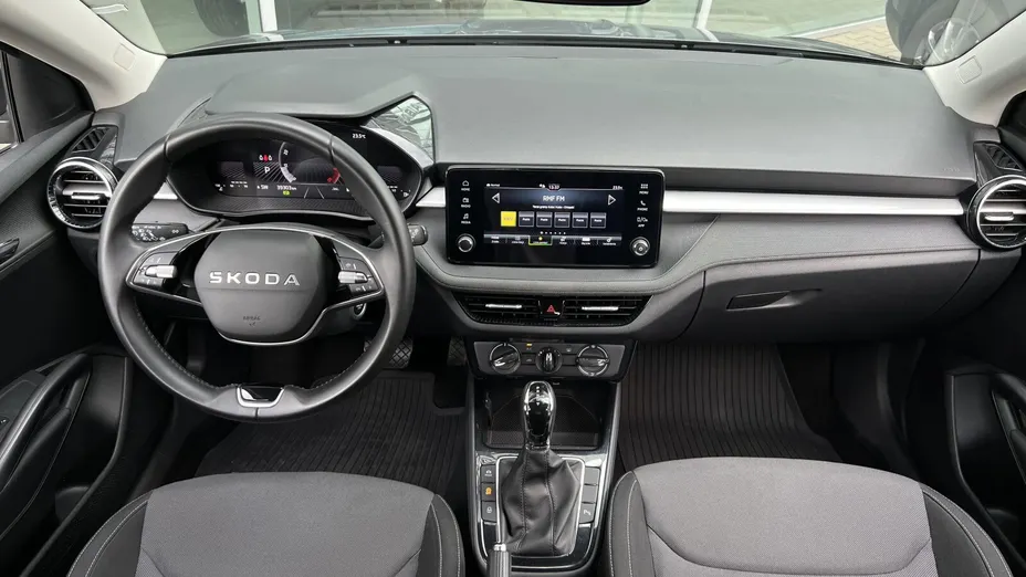 SKODA Fabia Fabia 1.0 TSI Selection DSG