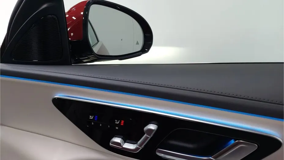 MERCEDES-BENZ E Klasa E 200 mHEV 4-Matic Avantgarde 9G-Tronic