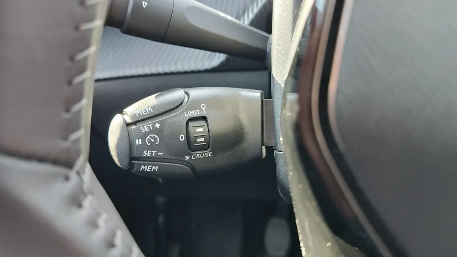 PEUGEOT 208 208 1.2 PureTech Active Pack S&S