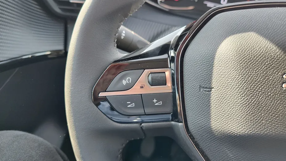 PEUGEOT 208 208 1.2 PureTech Active Pack S&S