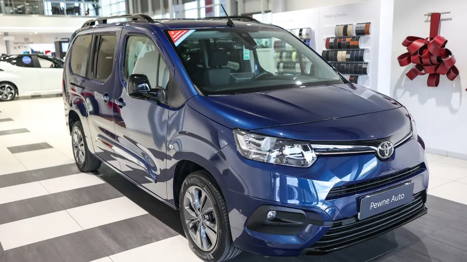 TOYOTA Proace City Verso Proace City Verso Long 1.5 D-4D Family Aut.