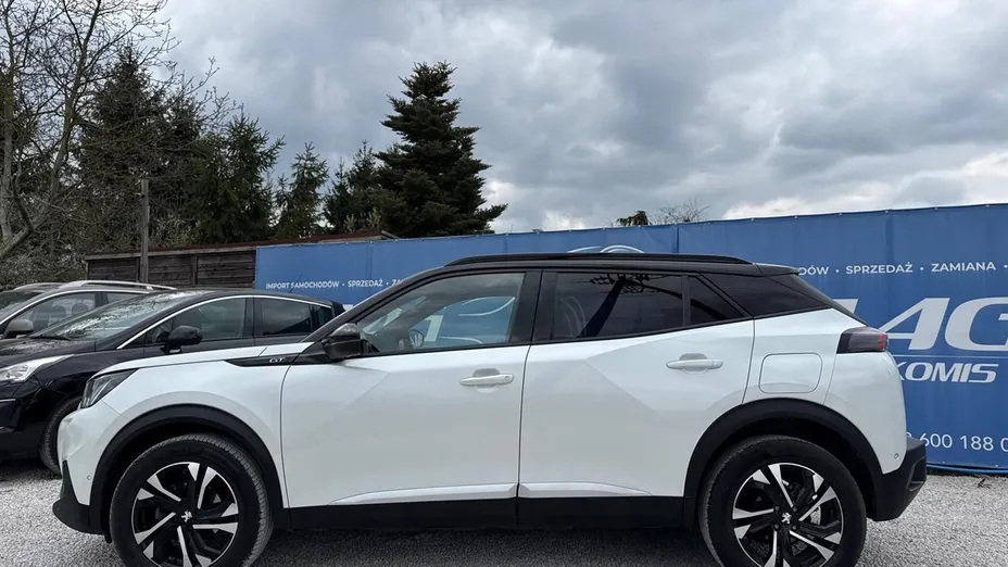 PEUGEOT 2008 -