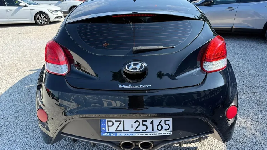 HYUNDAI Veloster -