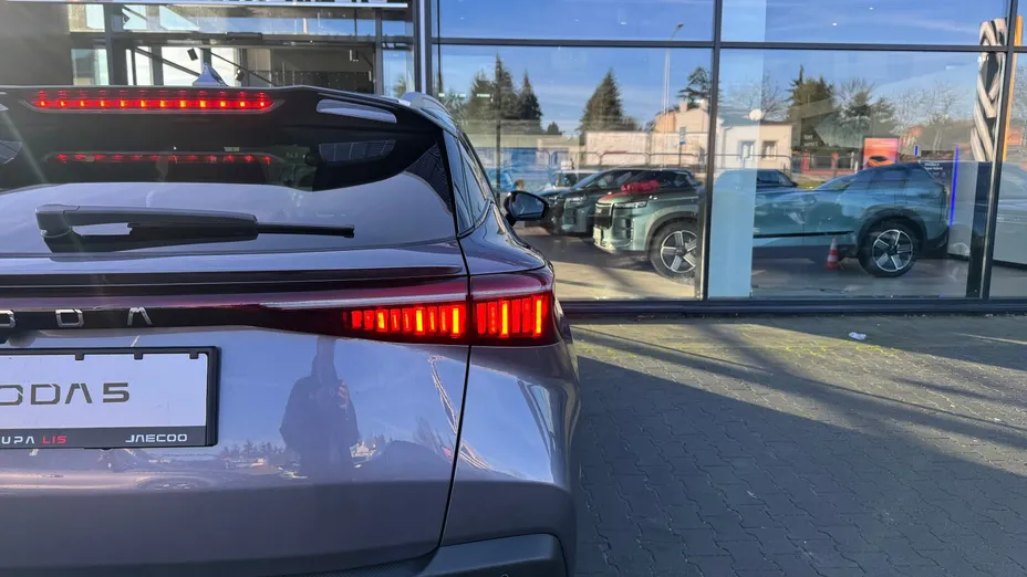 OMODA Omoda 5 Omoda 5 1.5 T-GDI Hybrid Premium DHT Nowy