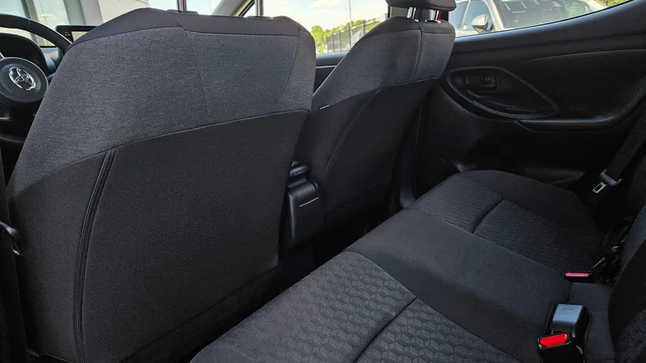 TOYOTA Yaris Yaris Hybrid 1.5 Comfort