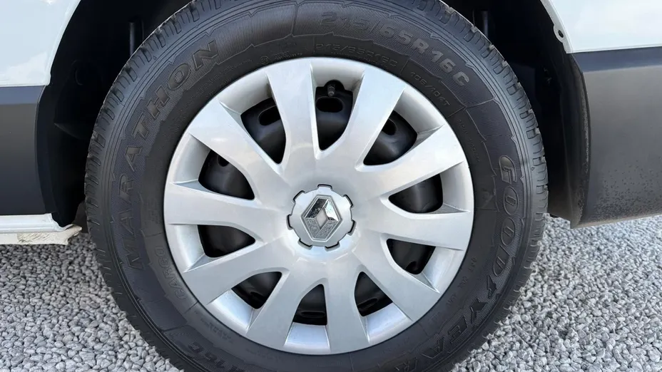 RENAULT Trafic -