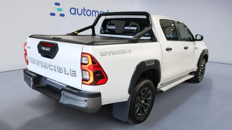 TOYOTA HiLux Hilux 2.8 D-4D Double Cab Invincible 4x4 aut