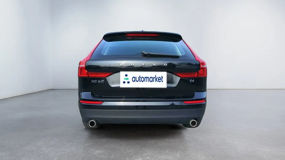 VOLVO XC60 XC60 T4 Momentum Pro aut