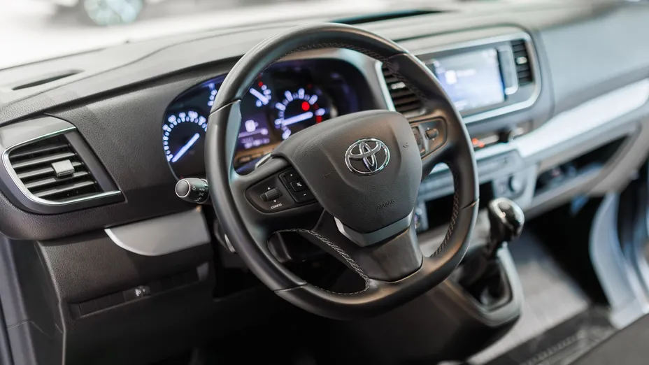 TOYOTA Proace Verso Proace Verso 1.5 D4-D Long Business