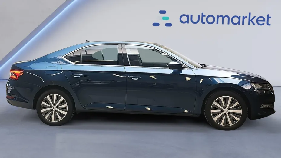 SKODA Superb Superb 2.0 TDI SCR Style DSG