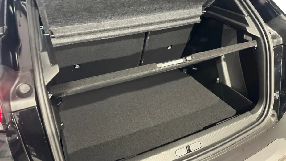 PEUGEOT 2008 2008 PureTech mHEV GT e-DCS6 Nowy