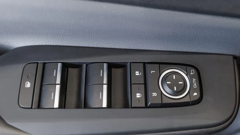 TOYOTA Prius Prius Plug-in 2.0 Hybrid Prestige