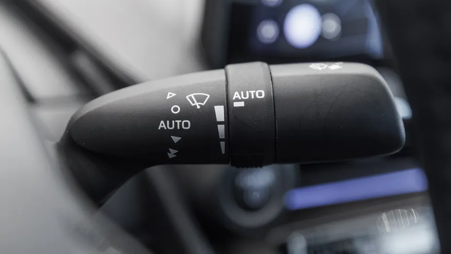 TOYOTA Prius Prius Plug-in 2.0 Hybrid Prestige