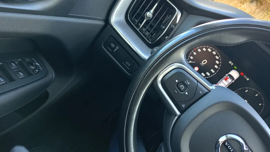 VOLVO XC60 XC60 D3 AWD Momentum