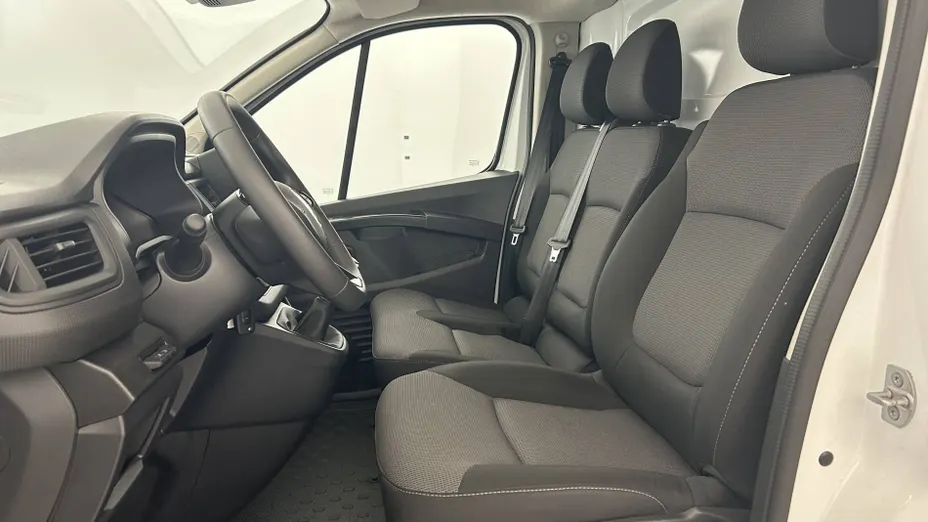 RENAULT Trafic -