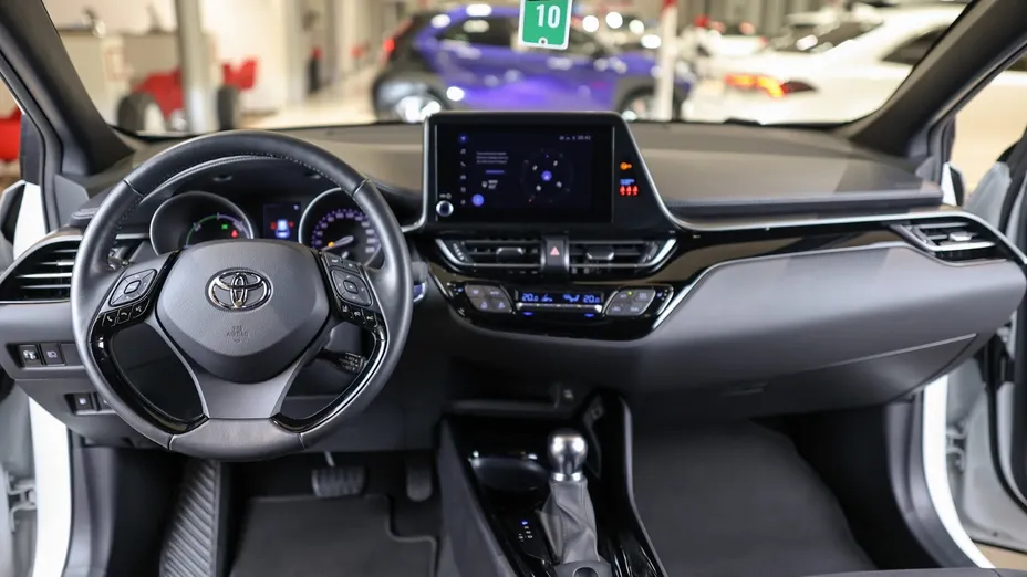 TOYOTA C-HR C-HR 2.0 Hybrid Style