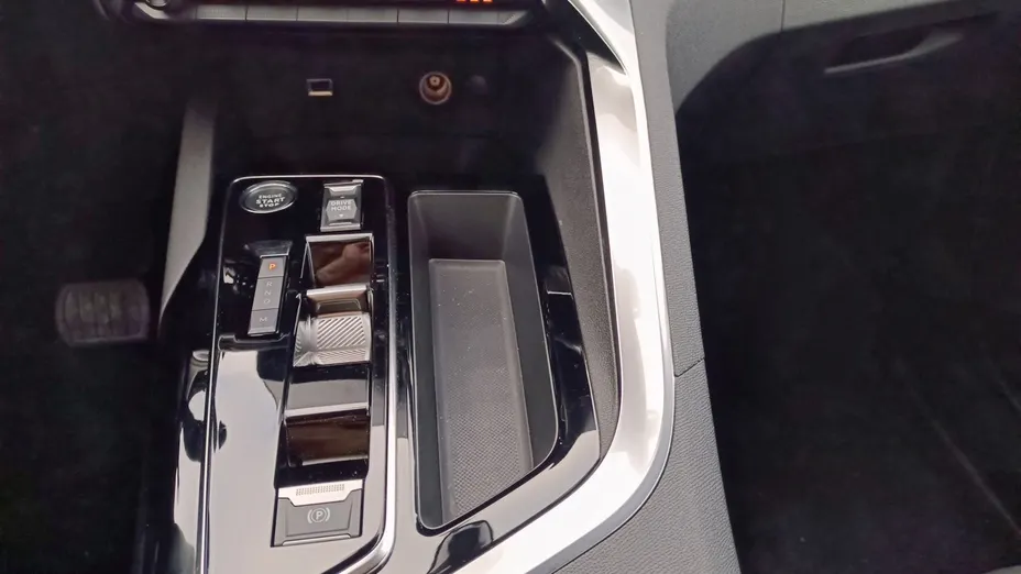 PEUGEOT 5008 5008 1.5 BlueHDi Allure Pack S&S EAT8