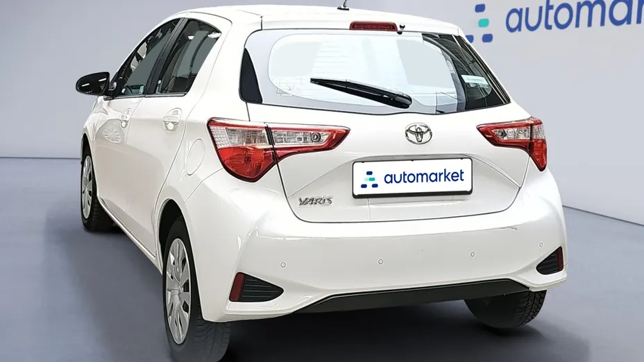 TOYOTA Yaris Yaris 1.5 Active
