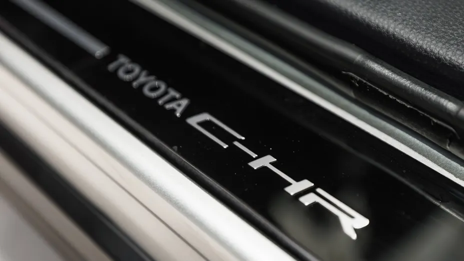 TOYOTA C-HR C-HR 2.0 Hybrid Dynamic Force Executive Premiere Edition AWD