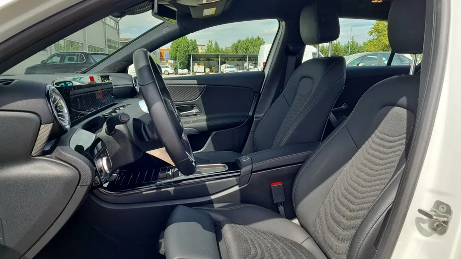 MERCEDES-BENZ A Klasa A 200 Progressive 7G-DCT