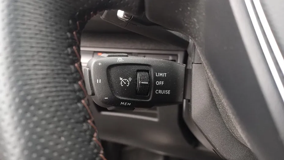 PEUGEOT 3008 3008 1.2 PureTech GT S&S EAT8