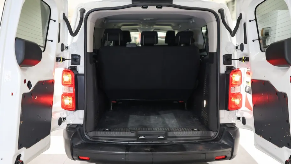 TOYOTA Proace Proace Kombi 2.0 D-4D Long 2,8t