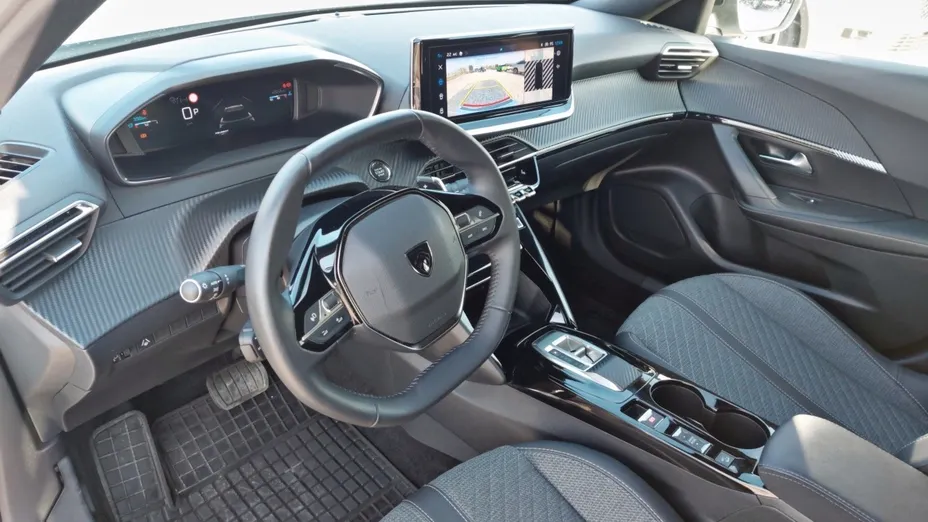 PEUGEOT 2008 2008 1.2 PureTech Allure S&S EAT8