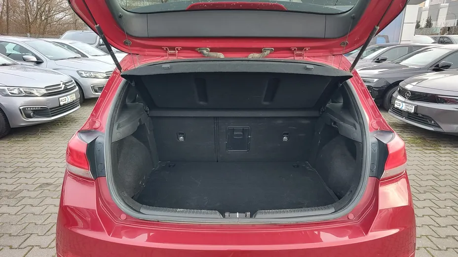 HYUNDAI i30 i30 1.5 DPI Comfort