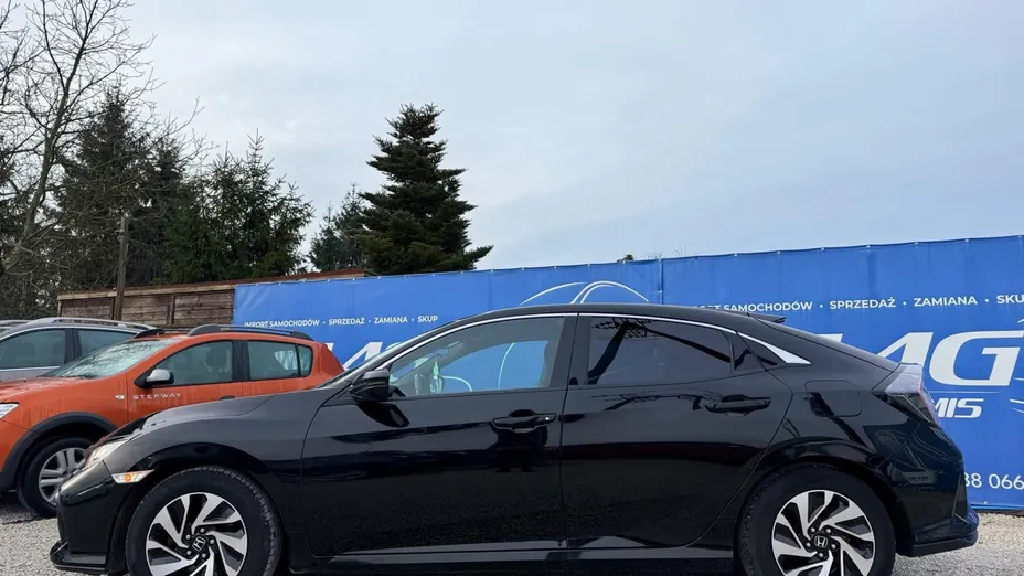 HONDA Civic -